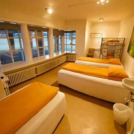 Hostel B47 *